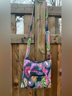 VERA BRADLEY Quilted Paisley Crossbody Shoulder Bag